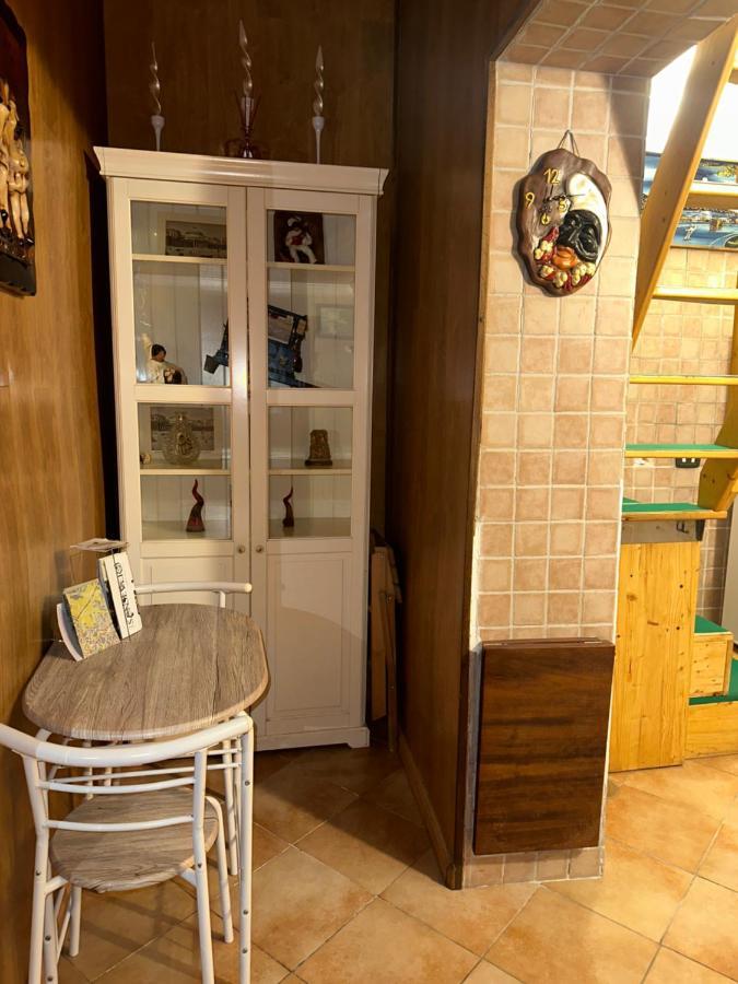 Tiny House - Spaccanapoli Διαμέρισμα Εξωτερικό φωτογραφία
