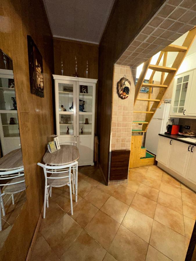 Tiny House - Spaccanapoli Διαμέρισμα Εξωτερικό φωτογραφία